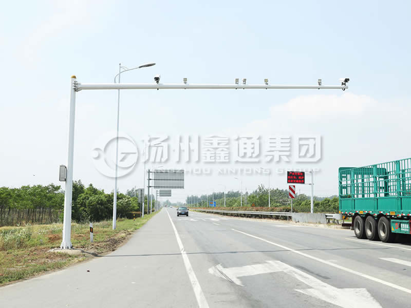 DJG-002，電子警察桿，闖紅燈抓拍桿