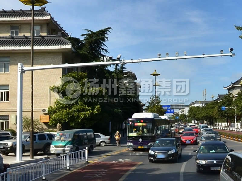 DJG-007，電子警察桿，闖紅燈抓拍桿