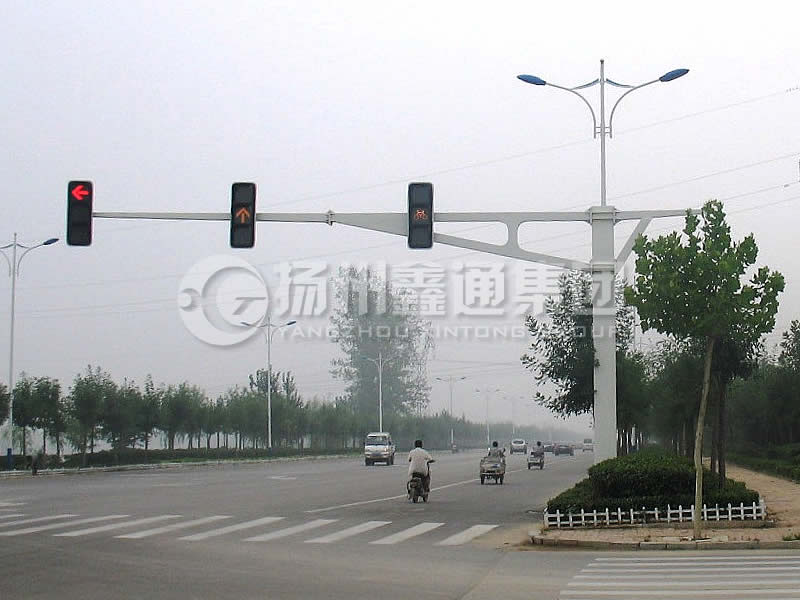 XHDG-042，方桿信號燈桿