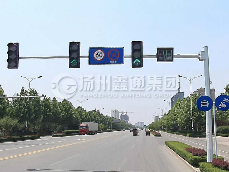 XHDG-060，八棱懸臂信號燈桿